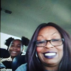 Meet your Posher, Robin